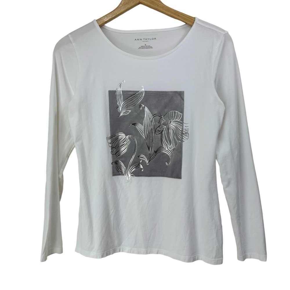 Ann Taylor Silver Metallic Floral Long Sleeve T-Shirt, Small